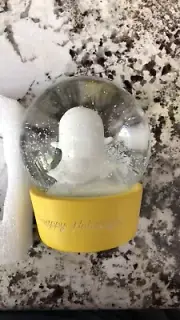 Snapchat Happy Holidays Snow Globe