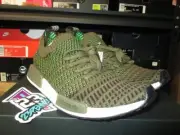 SALE ADIDAS NMD R1 STLT PK TRACE CARGO GREEN OLIVE SZ 8 10 CQ2389 PRIMEKNIT