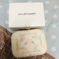 在飛比找蝦皮購物優惠-JILL STUART 玫瑰刺繡緹花 珠寶盒 飾品盒 收藏盒