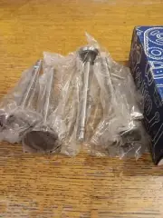 McQuay Norris V-1319 Valves quantity 4