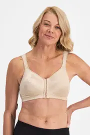 Playtex Ultimate Lift and Support Posture Boost Bra - Warm Beige in Nude, Size: 22 C