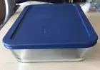 PYREX STORAGE 3 CUP #7210 RECTANGULAR GLASS BOWL 750 Ml WITH BLUE LID BRAND NEW