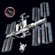 Amazing 864Pcs Building Creative International Space Station Plastic Block Set