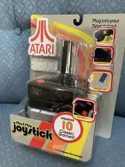 ATARI 2600 PLUG & PLAY JOYSTICK W/10 GAMES WOW!!