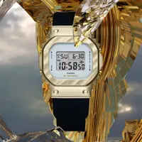 在飛比找PChome24h購物優惠-CASIO 卡西歐 G-SHOCK 香檳金系列 方型電子手錶