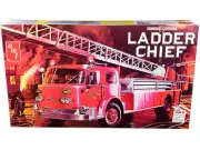 1/25 Scale Model Kit AMT American LaFrance Ladder Chief Fire Truck