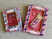 Lilly Pulitzer Key Fob Chain Pink Cute as She Shells Ear Buds LOT NEW Tag