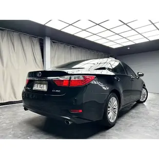 二手/中古車(元禾老蕭)2013式 Lexus ES350 旗艦版 3.5 汽油 暗夜黑(44)