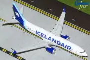 1:200 GeminiJets ICELANDAIR BOEING 737 MAX8 Passenger Airplane Diecast Model