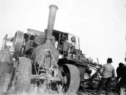 Mallee Victoria 1920-1930 - McLaren steam traction engine assistin- Old Photo
