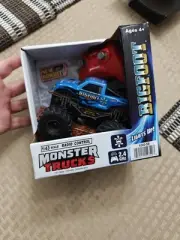 R/C Bigfoot Walmart Monster Truck Remote Control 1:43 Scale with Lights