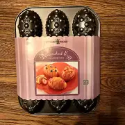 Nordic Ware Decorated Egg Baking Pan