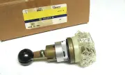 * NIB ... Square D Selector Switch Cat# 9001 TS80E2 ... VI-179