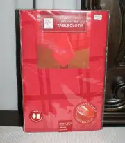 Winter Wonderland Holiday Red Tablecloth 60 x 102" Oblong or Oval Holiday N12
