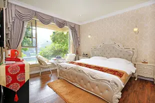 桂林芙蓉閣別墅Jinjiang Lakeside Villa