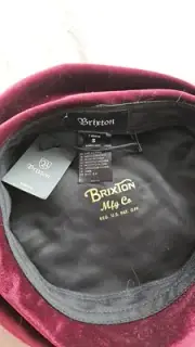 Brixton Size Small Burgundy Beret