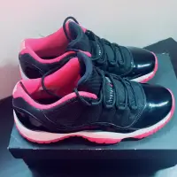 在飛比找蝦皮購物優惠-Air Jordan 11代