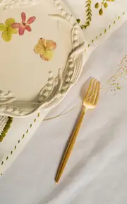 [Moda Domus] Set of 6 Lily of the Valley Ceramic Dinner Plates