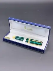 Bill Blass , Manhattan Ballpoint Pen and Pencil Set , Green Marble/Gold Tone