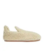 Moncler Snug Slip-On Flats 36,41 milky white