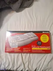 Microsoft Ergonomic Natural Keyboard Pro X05-52236 New In Box
