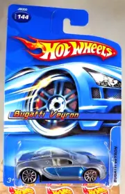 2006 Hot Wheels Mainline/Collector #144 BUGATTI VEYRON Silver-Blue w/Chrome 10Sp