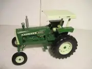 Oliver Farm Toy Tractor 1850 1/16