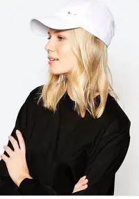 在飛比找Yahoo!奇摩拍賣優惠-Yu歐美日精品~全新正品Nike側邊銀色金屬小logo棒球帽