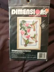 NIP Hummingbirds/Fuchsia Counted Cross Stitch Kit By DIMENSIONS 1993 #6642