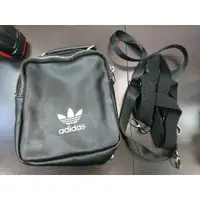 在飛比找蝦皮購物優惠-209-Adidas 黑色迷你運動防水後背包