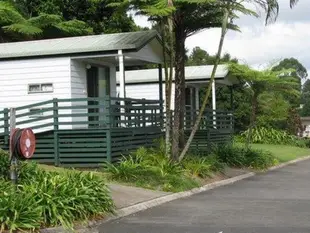 帕姆活士營地公園飯店Palmwoods Caravan Park Cabin