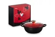 New Le Creuset Disney Mickey Mouse Collection Marmite 18cm 7in Red Black