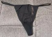 Size XXL V-String Victoria's Secret Black New With Tags