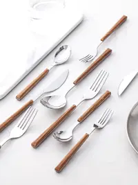 在飛比找松果購物優惠-日式仿木柄西餐餐具套裝 304不鏽鋼刀叉餐具組 牛排刀 叉勺