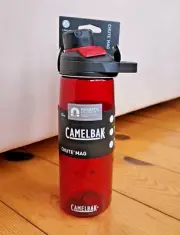Genuine Camelbak Chute Mag Water Bottle, 25oz, Cardinal Red, Brand New