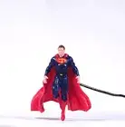 1/87 Red Cloak Superman Scene Prop Miniatures Figures Doll For Cars Vehicle