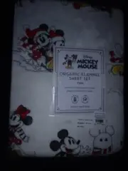 Pottery Barn Kids Christmas Disney Mickey Mouse TWIN Flannel Sheet Set