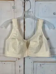Playtex 4695 18 Hour Custom Flex Back Front Close Bra Floral size 42B Beige New