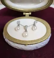 Necklace & Stud Earrings Set 10K Gold Cultured Pearl White Ceramic Trinket Box