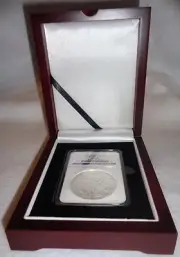 Wood Display Box For 1 Certified Coin Slab NGC, PCGS ,ANA- Dark Mahogany Finish