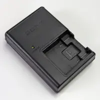 在飛比找蝦皮購物優惠-Sony 索尼 BC-CSD 電池充電器 適用於 Sony 