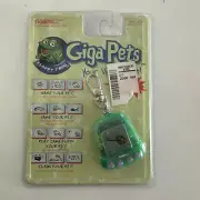 BRAND NEW VINTAGE RARE SEALED 1997 Giga Pets Floppy Frog Virtual Pet Collectable