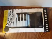 Sharper Image Portable Roll-Up 37-Key Digital Keyboard Portable Piano NIB