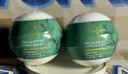 Bath & Body Works EUCALYPTUS SPEARMINT Bath Fizzy Bombs (set of 2) - NEW