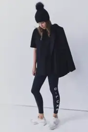 Decjuba D-LUXE OVERSIZED DAD TEE Size MED