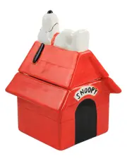 Peanuts Classic Snoopy Dog House Cookie Jar