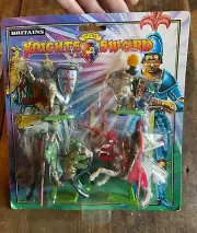 Britains Knights Of The Sword 4 Knights & 2 Horses 1996 MIB