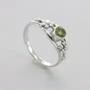 Triple Round Green PERIDOT Flower Ring Multiple Sizes 925 STERLING SILVER #37e