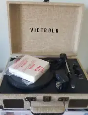 Crosley Cruiser Premier Portable Turntable / Wireless Play