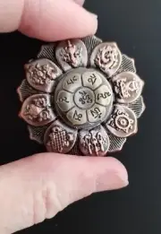 Luxurious Bronze Ancient Lotus Fidget Spinner Toy Novelty Gift Relaxing Calming